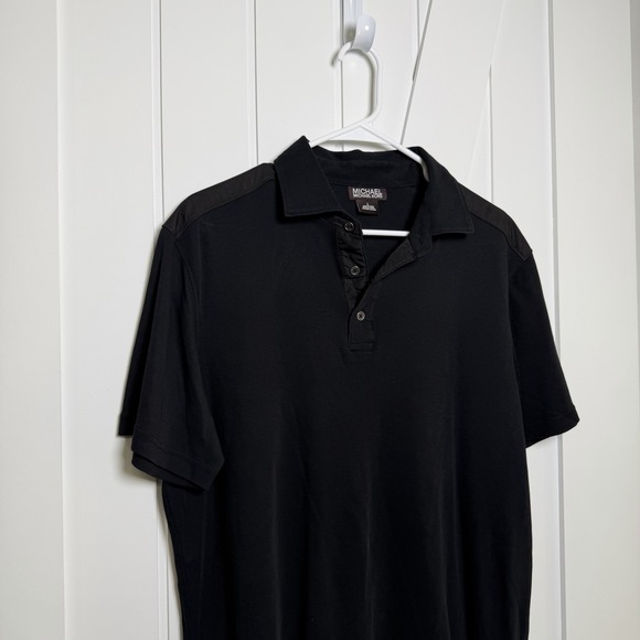 Michael Kors Men's Polo Shirt Black Size Large 100% Cotton Detail On Shoulders - Picture 4 of 8
